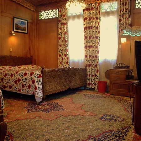 Hotel Morning Star Group Of Houseboats Srīnagar Exterior foto